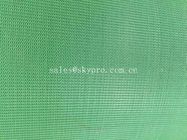 Industrielles PVC-Förderband-grüne Gummiriemen-raue Oberflächen-Gras-Muster