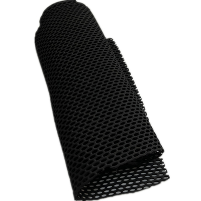 Weiches und atmungsaktives Neoprenblech mit Perforationen