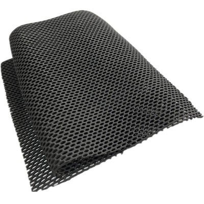 Weiches und atmungsaktives Neoprenblech mit Perforationen