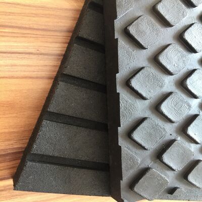 8 mm Dicke Doppelseitige Schwerlast Gummi Pferd Stall Mat mit Quadrat Hexagon Muster