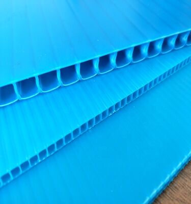 Maßgeschneiderte recycelbare, wasserdichte PP-Kunststoff-Wellplatte für Verpackungsboxen