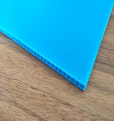 Maßgeschneiderte recycelbare, wasserdichte PP-Kunststoff-Wellplatte für Verpackungsboxen