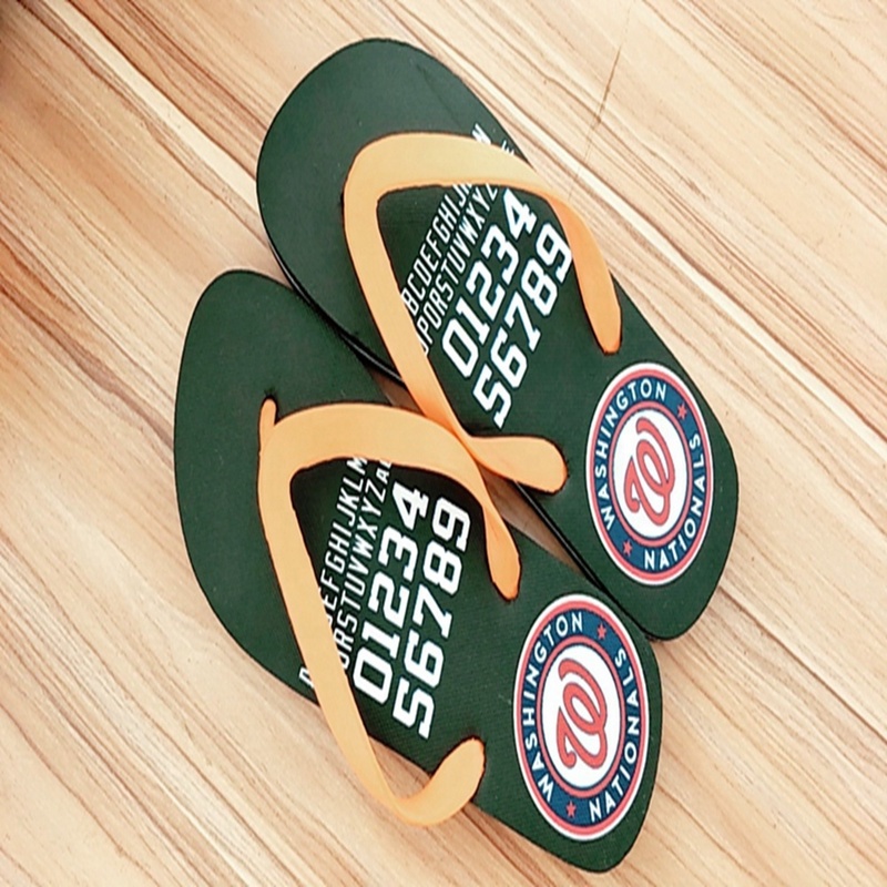 Eco-Friendly EVA Flip Flops with Anti-Skidding 15mm Sole Thickness and Customizable Sizes