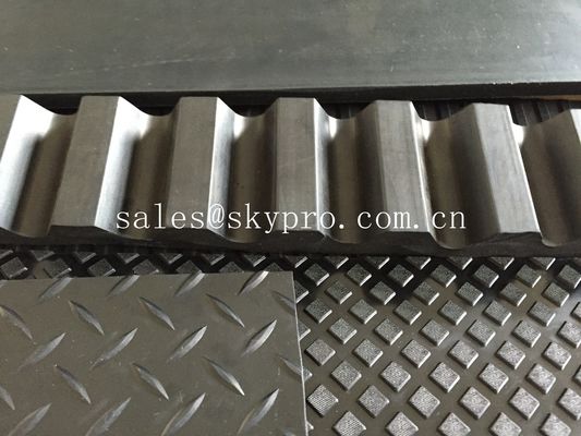 Embossed non - slipping rubber flooring mat with variable colors and textures